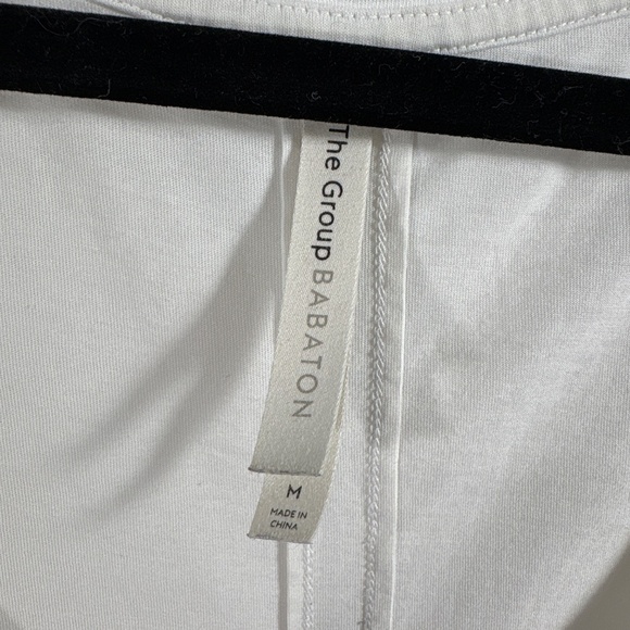 Aritzia the Group Babaton basic white tee - Picture 2 of 6